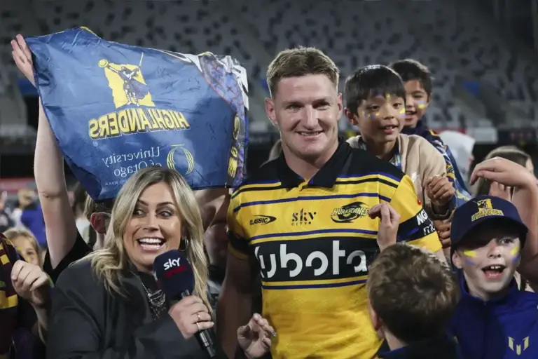 Hurricanes vs Reds Super Rugby preview: How to watch, confirmed lineups and recent form
