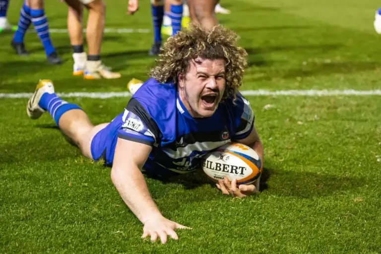 Bath 62-15 Saracens: Bath put nine tries past Saracens to move top of the PREM