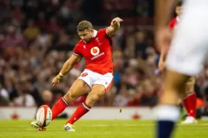 Leigh Halfpenny: the quiet standard-setter Welsh rugby leaned on