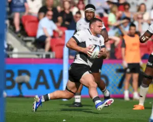 Saracens duo scoop top prizes at PREM awards despite a disappointing finish